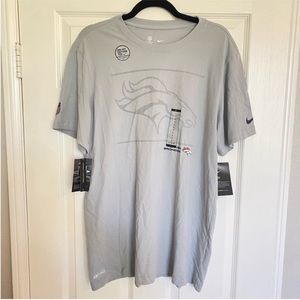 Men’s Gray NFL Denver Broncos Nike Dri Fit Short Sleeve Tee Size Large